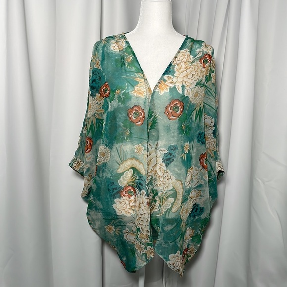 Floral Kimono - Picture 1 of 10